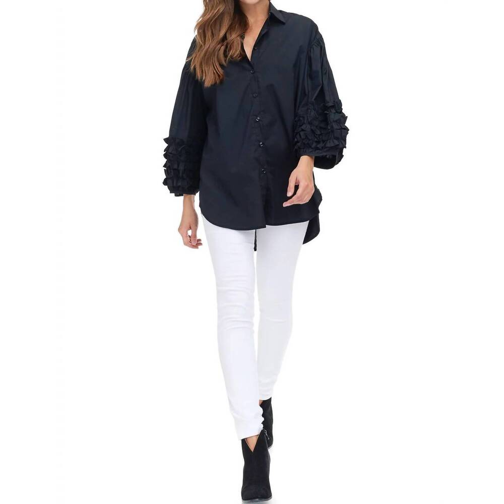 NEW TOV ruffle sleeve blouse in black